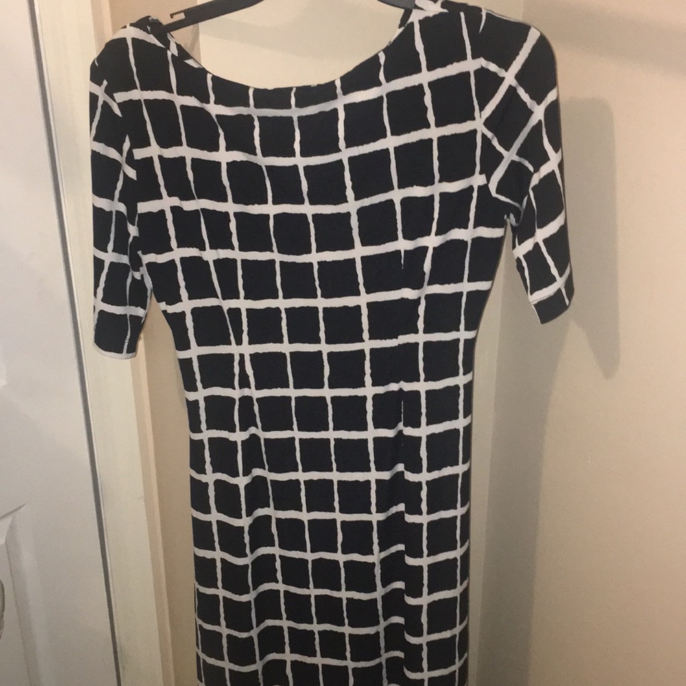 Connected Apparel Black and White Business Dress